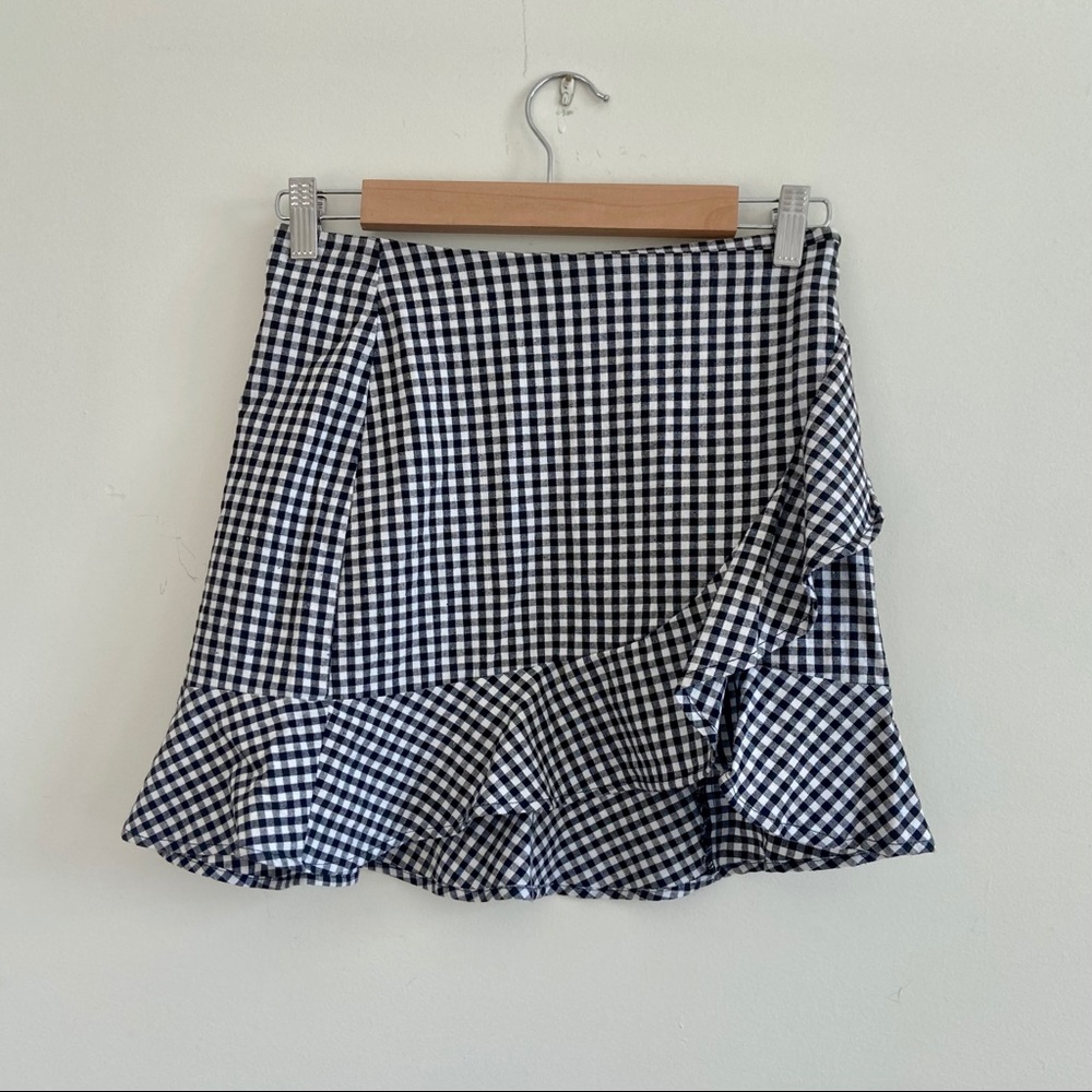 NWOT Gingham Ruffle Skirt